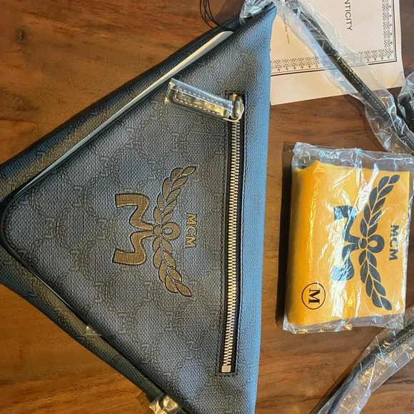 MCM  Blue Crossbody Bag NEW WITH TAGS! - Picture 5 of 10